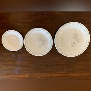 Vintage 9pc. Corelle Plates